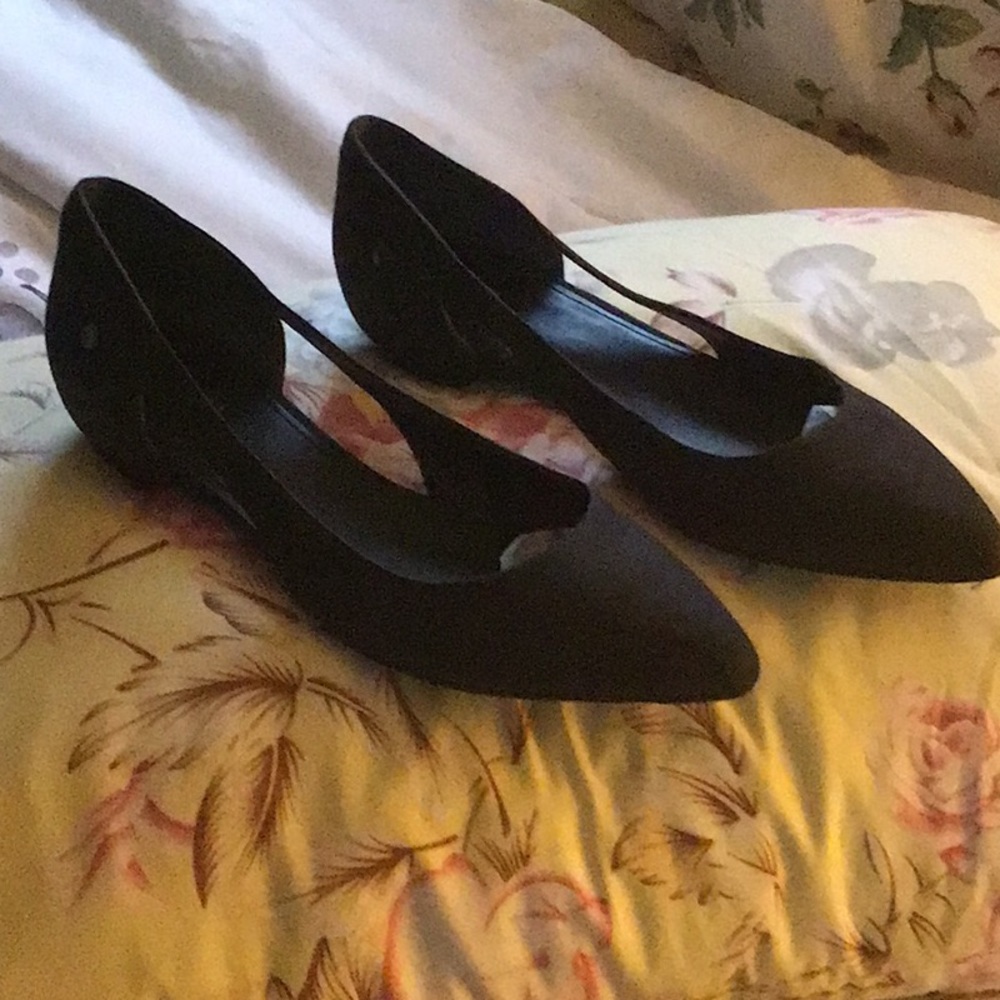 Ladies Flat Shoes